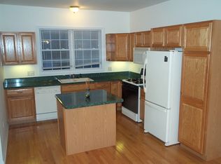6 Forestview Dr, Norwich, CT 06360