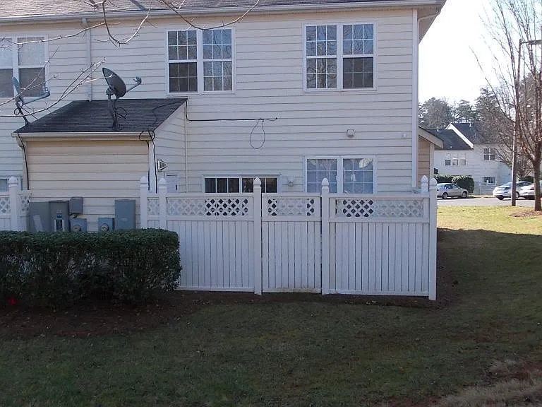 8488 Chaceview Ct — Photo 19