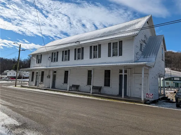 176 Main St, Graysville, PA 15337