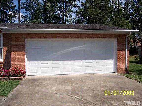 3rd image of 419 Pecan Dr