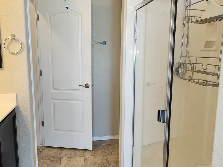 144 La Cuesta Ct NE — Photo 13