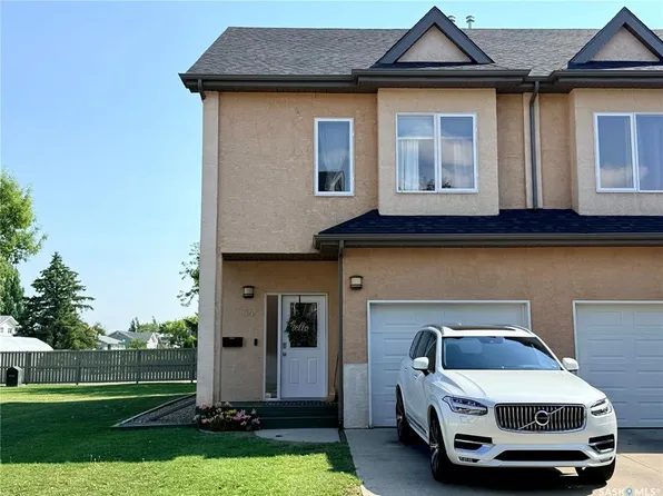 UNIT 34-701 McIntosh STREET E, Swift Current, SK S9H 1H7