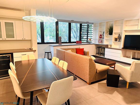 4th image of 80 Kings Ct #111