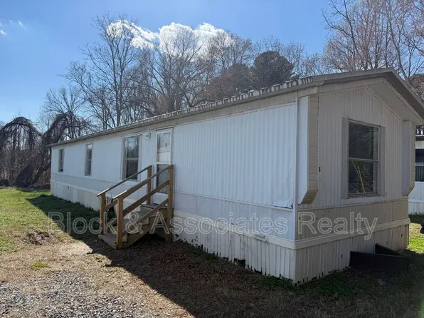 215 W Strider St, Asheboro, NC 27203