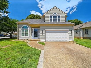 853 Yorkshire Ln, Newport News, VA 23608