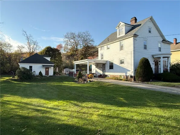 962 South Ave, Custer City, PA 16725