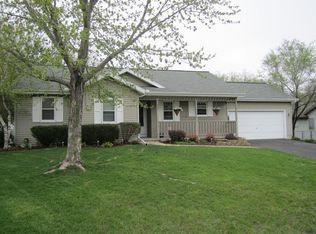 409 Scott Dr, Deforest, WI 53532