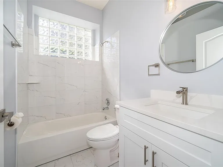 8119 Lake Crowell Cir — Photo 29