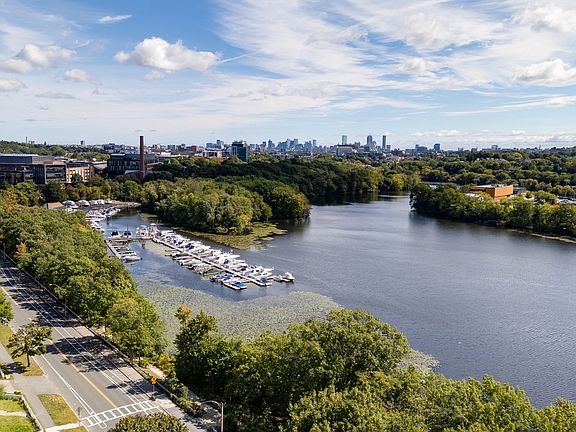 4th image of 330 Charles River Rd #330