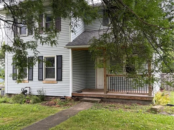 322 W Main St, Canfield, OH 44406