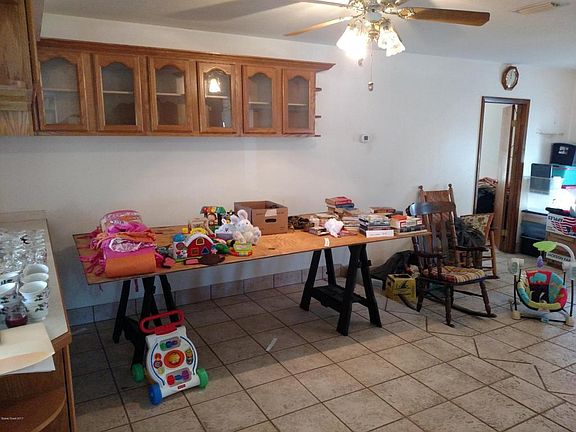3rd image of 4495 Gray Ave