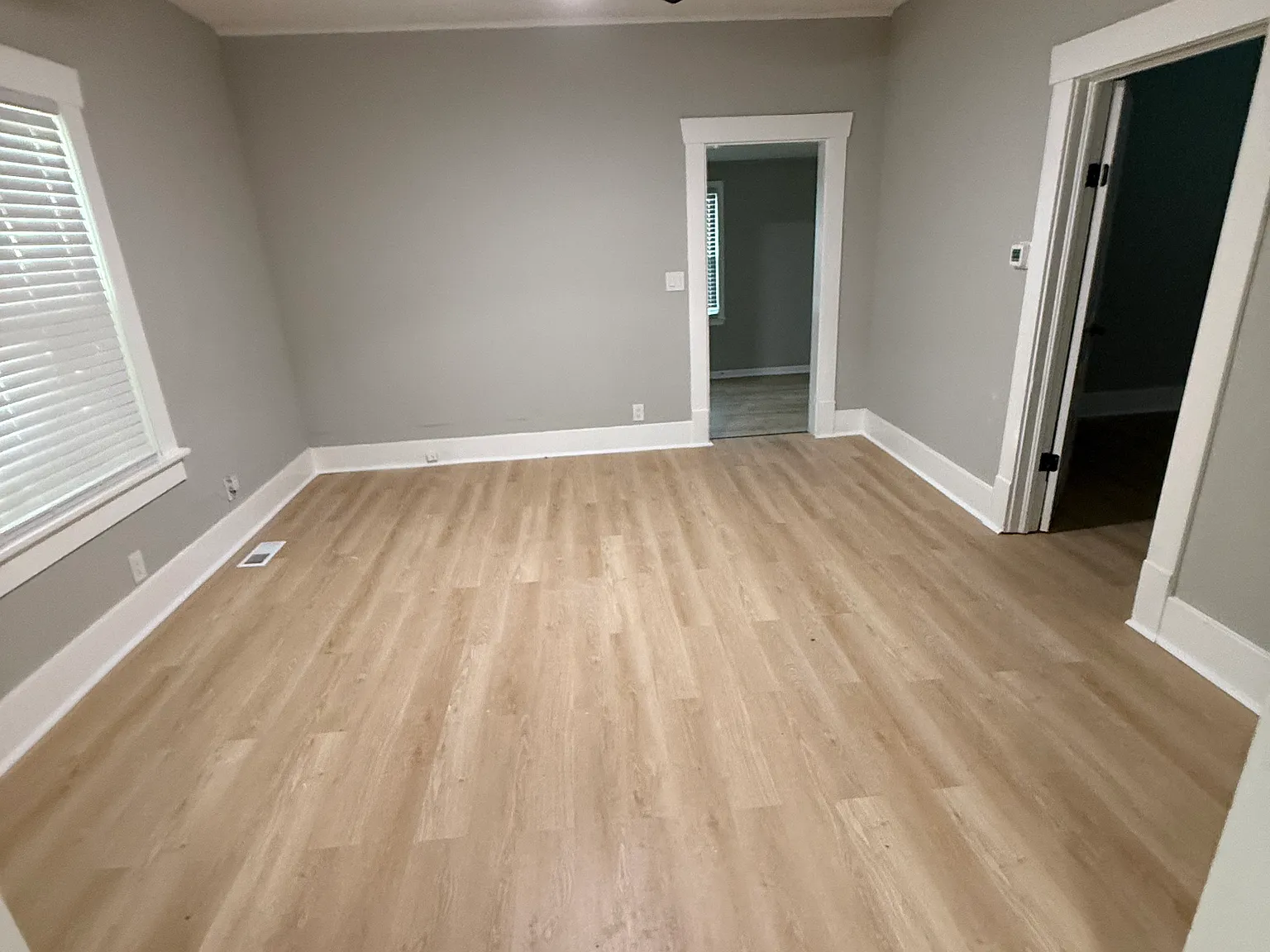 4 bed, 2150 sqft, $2,600 — Photo 4