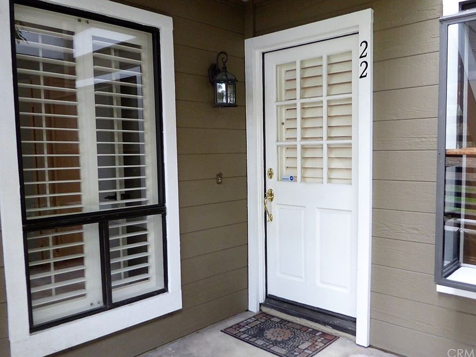 2nd image of 22 Abbey Ln