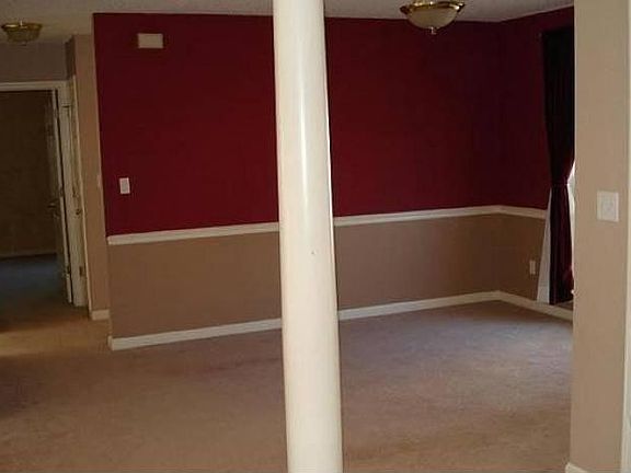 formal dining area