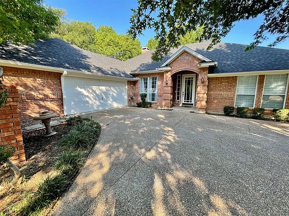 2nd image of 11832 Ferndale Ln