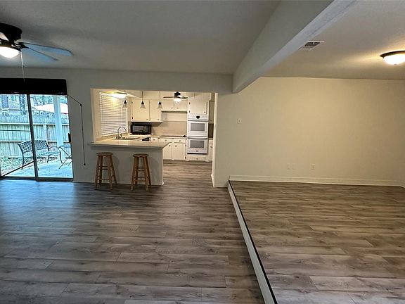 5th image of 69 N Deerfoot Cir