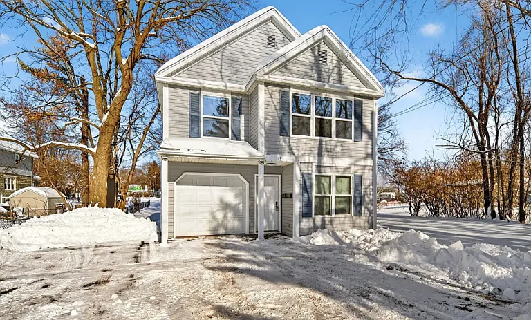 13 Sligo St #1 — Photo 1