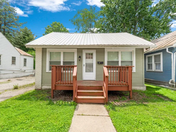33 W Jersey St, Johnstown, OH 43031