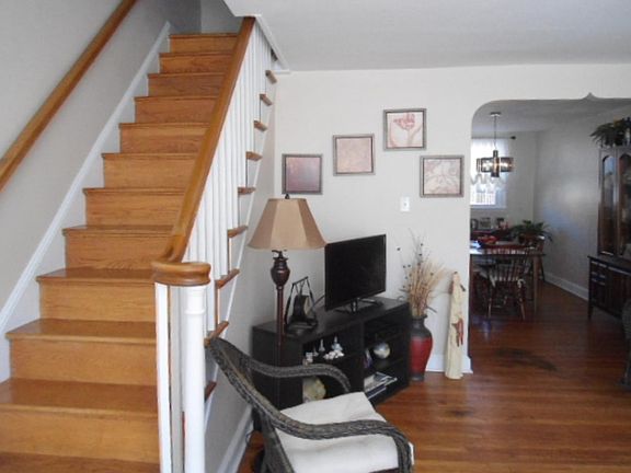 4th image of 6132 Mulberry St