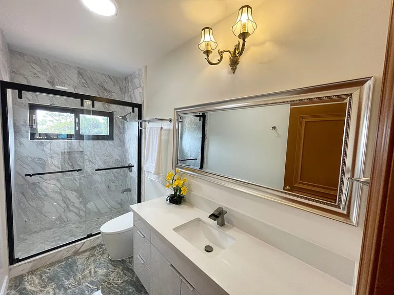 2045 Mott Smith Dr — Photo 17