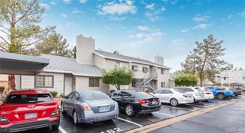 Building Photo - 2840 Bluebonnet Dr #0