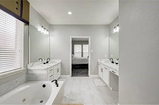 4807 Schiller Park Ln — Photo 17