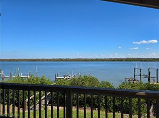 232 Anchorage St, Fort Myers Beach, FL 33931
