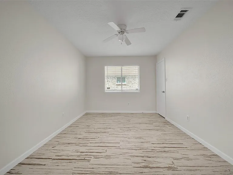 10904 Birch Dr — Photo 23