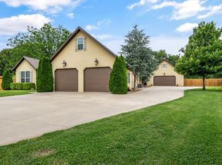 145 Pinto Rd, Rogers, AR 72756