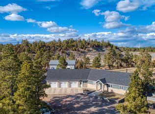 13 Blue Bird Rd, Moorcroft, WY 82721
