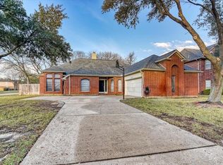 10303 Mantle Ct, Houston, TX 77065