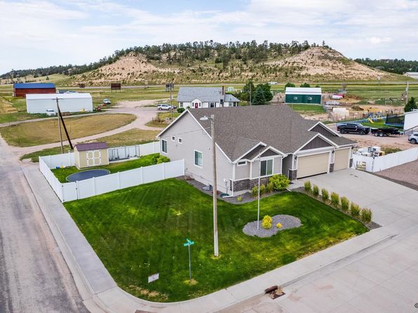 601 Black Blvd, Pine Bluffs, WY 82082