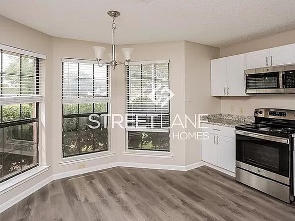 5th image of 2778 Wentworth Dr