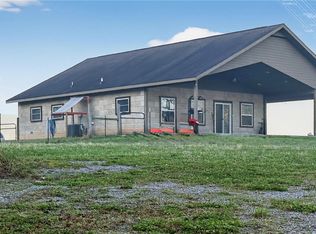 19724 Fisher Ford Rd, Siloam Springs, AR 72761