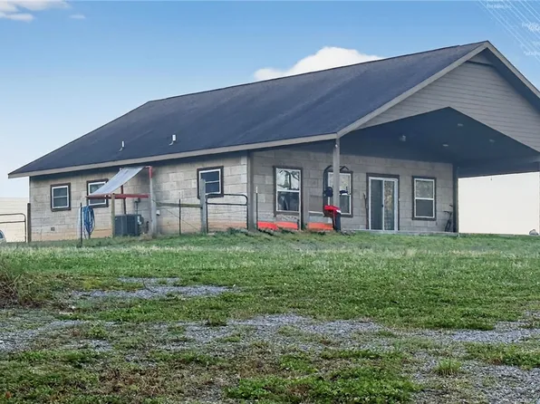 19724 Fisher Ford Rd, Siloam Springs, AR 72761