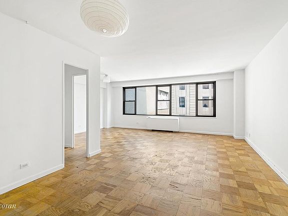 5th image of 85 Livingston St APT 9L