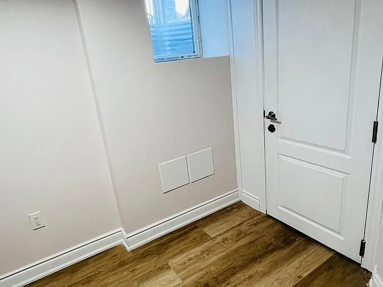 15 Culloden Ct #BASEMENT — Photo 10