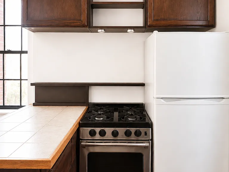 710 Filbert St #R — Photo 10
