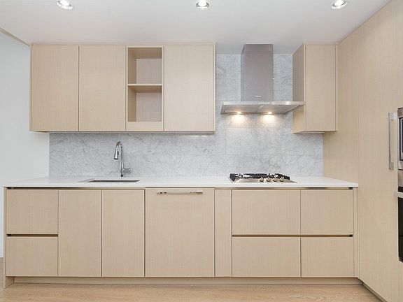 5th image of 89 Nelson St #1403