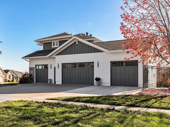4th image of 2762 NW 166th Ct
