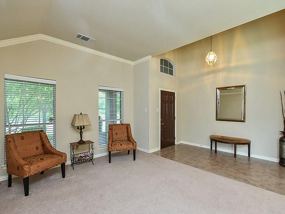 5th image of 1257 Carriage Creek Dr