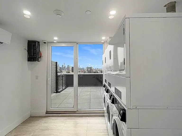 352 Meeker Ave #7C — Photo 8