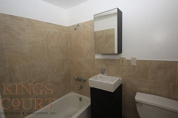 Rented by Kings Court Real Estate | media 20