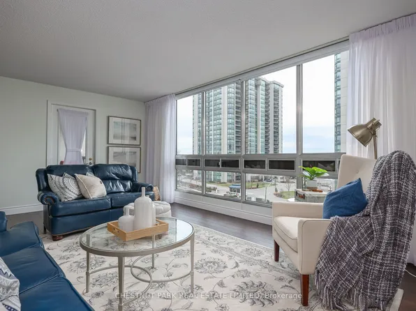 2185 Marine Dr #503, Oakville, ON L6L 5L6