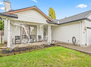 33261 SW Sequoia St, Scappoose, OR 97056