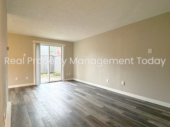5th image of 317 Trailblazer St SE #D