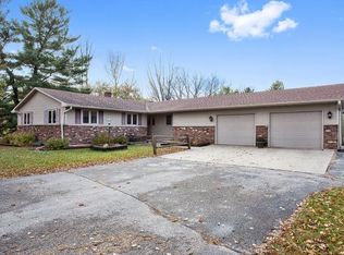 3839 Golden Spike Rd, Green Bay, WI 54313