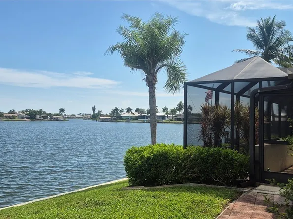 412 Cape Coral Pkwy W, Cape Coral, FL 33914