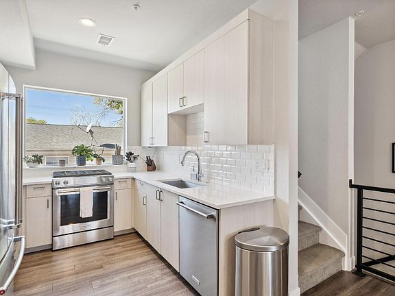 4th image of 3217 W Conejos Pl