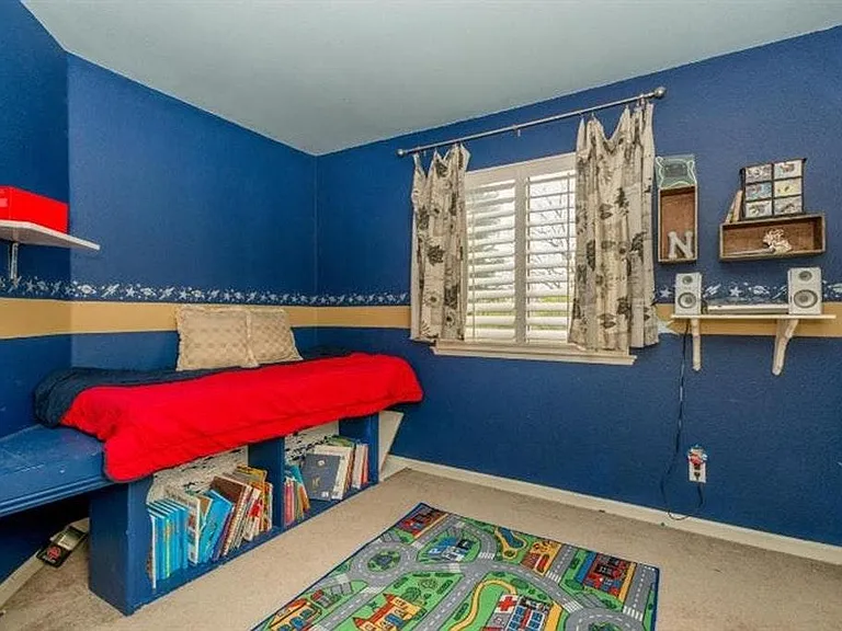 9243 N Price Ave — Photo 10